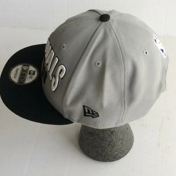 NBA Finals 2019 Golden State Warriors - Picture 2 of 8